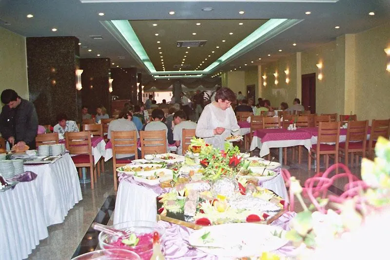 Kayhanbey Hotel Kusadası 4*,